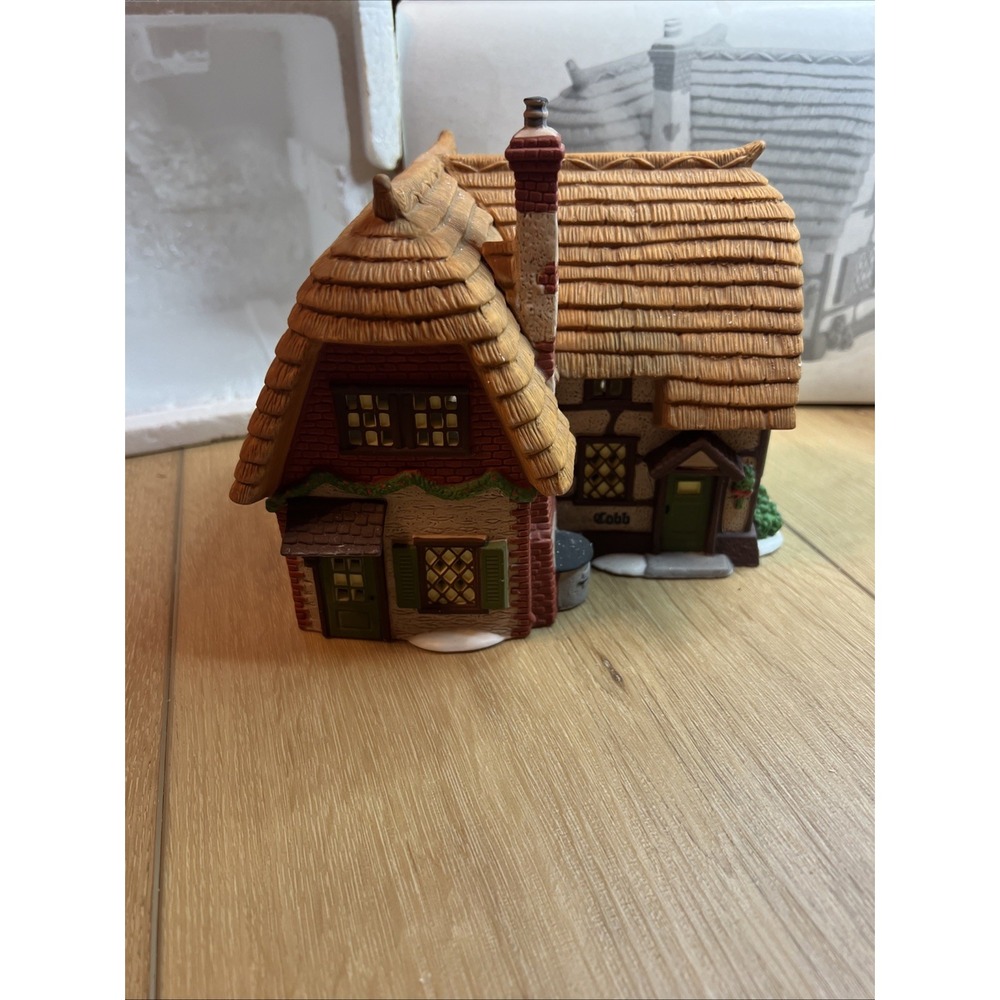 Dept 56 Dickens Village Cobb Cottage 5824-6‎ With Box 1994 No Light